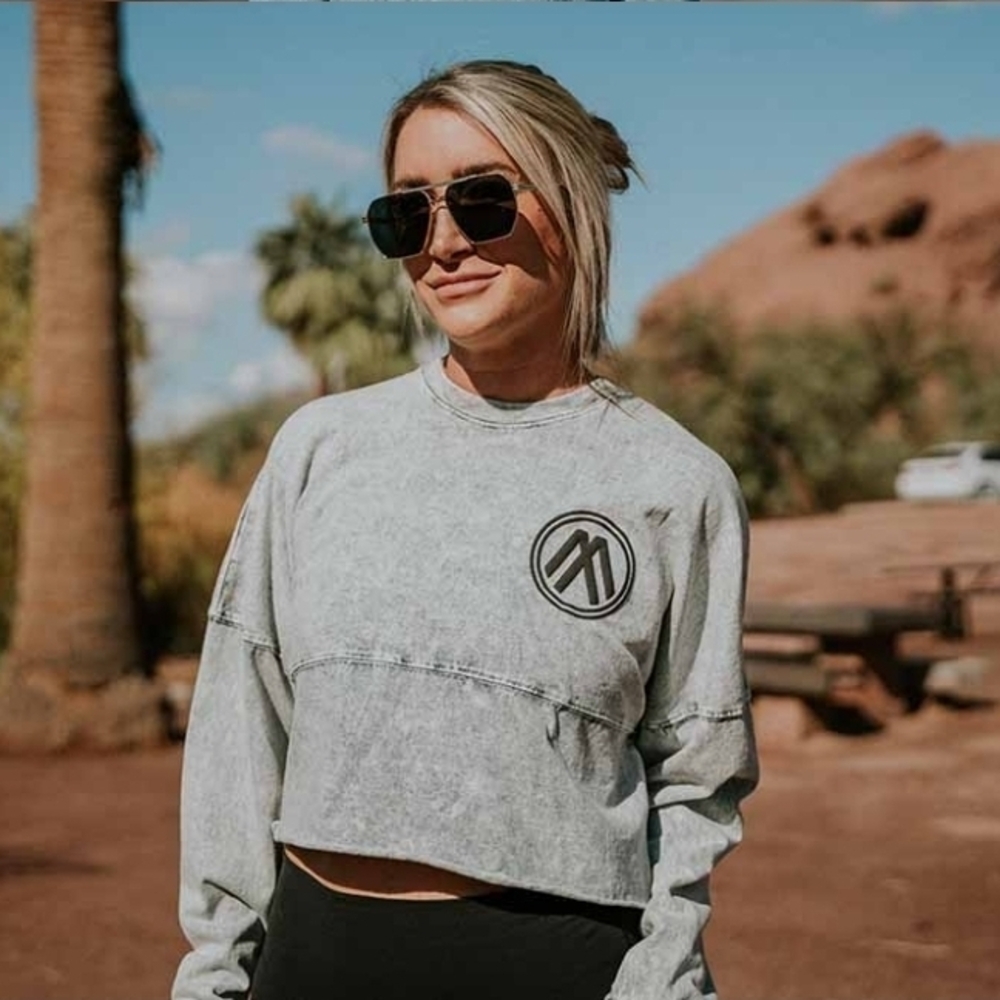 Women's Gray Cropped Sweatshirt